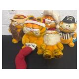 Group of Garfield plushies