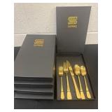 5 Supraq place settings