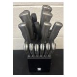 Sabatier knife block with knifes