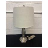 18ï¿½ table lamp