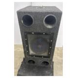 Speaker box 30x15x17 wheels not included