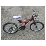 Mongoose Ridge Jumper Bike