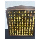 17ï¿½x15ï¿½ thimbles collection with display