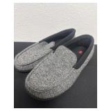 Xl 11/12 Hanes slippers