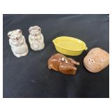 Vintage Porcelain Turkey Pan Salt and Pepper