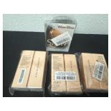 Detangle brush with 6 silicone ever sticks  New