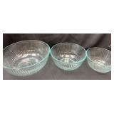 3 pyrex glass bowls