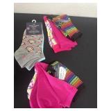 New 9 pairs of kids socks