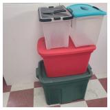 4 miscellaneous size totes