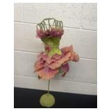 21ï¿½ floral bust