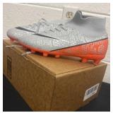 New Size 39 cleats