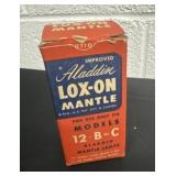 Vintage Aladdin mantle w original box