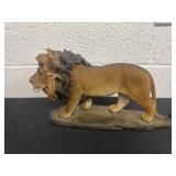 12ï¿½ lion figurine