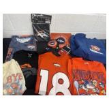 Size med Denver bronco and mouse pad keychain