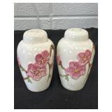 Vintage Metlox Poppytrail Peach Blossom salt and