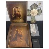 Jesus pictures, cross decor, pendant and