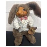 RAIKES ORIGINALS APPLAUSE Rabbit Bunny Carved