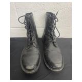Levi size 12 black boots