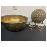 10ï¿½ and 12ï¿½ made in Hong Kong bowl with decor