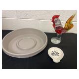 8ï¿½ Glass rooster statue  plant tray and small cat