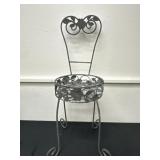 Cute Decor Metal Floral Planter Chair