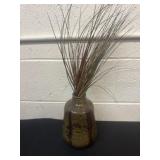 9ï¿½ clay vase with floral