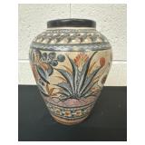9ï¿½vintage pottery vase