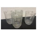 4 plastic pitchers