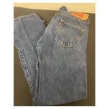 30x34 Levi jeans