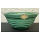 9.5ï¿½ vintage beauer mixing bowl big chip