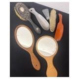 2 hand mirror with shoe horns and vanity brush