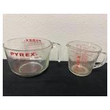 2 PYREX glass measuring cups