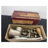 Universal food and meat choppers