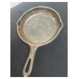6.5ï¿½ Griswold cast iron skillet