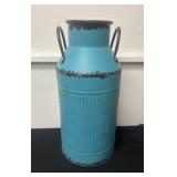 19ï¿½ metal vase milk can design