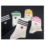 5 new pairs of socks