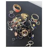 Group of misc jewlery