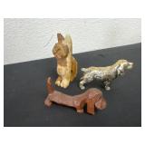 4ï¿½ 2ï¿½ and 1.5ï¿½ dog figurines