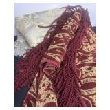 2 bottom of the bed throws