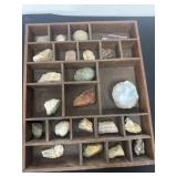 15ï¿½x12ï¿½ wood shelf with gemstones