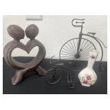 9ï¿½ bike decor, heart statue with 6ï¿½ vase 4ï¿½