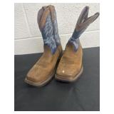 Kids 8 Durango boots