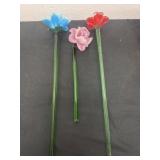 Two 20ï¿½ and 12ï¿½ glass flowers