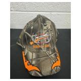 New camo born to hunt hat