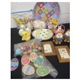 Group of ceramic Easter decor salt and pepper