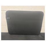 Amazon basic lap top case