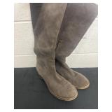 Size 9.5 lucky brand boots