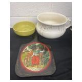 9ï¿½ soup bowl and wood decor and bowl