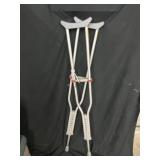 2 Crutches