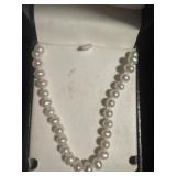 10k  18ï¿½ 5-7mm white pearl necklace